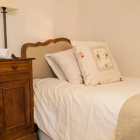 Venez Chez Vous Les Pignons Sur Le Appartement